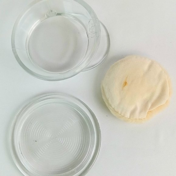 Vintage 1940's Era Clear Glass Military Hat Powder Box With LID & Powder Puff! - Picture 3 of 10